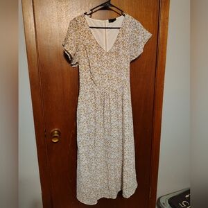 Floral Nursing Queen Midi Dress